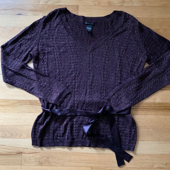 New York & Company Purple Metallic V-neck Sweater - Large - Picture 2 of 13